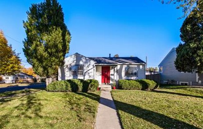 Stylish 4-Bed Home with Finished Basement!