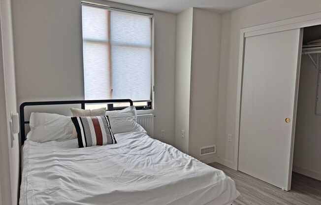 2 beds, 1 bath, 820 sqft, $3,500, Unit 305