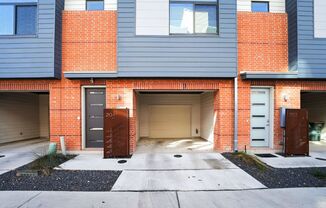 Modern Luxury Townhome in Gated Community – Rooftop Balcony & Premium Upgrades!