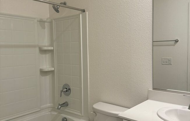 3 beds, 2.5 baths, $2,745, Unit UNIT 23102