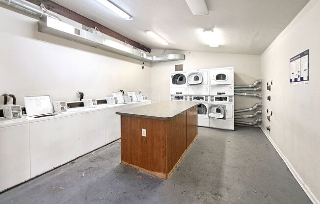 116 POPLAR LEVEL CT