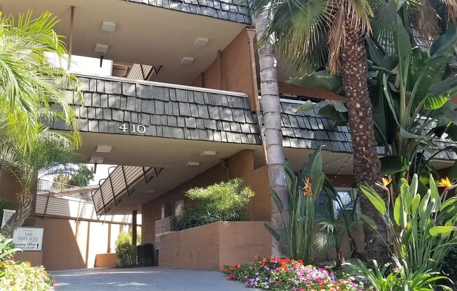 1 bed, 1 bath, 750 sqft, $2,415, Unit Unit 02