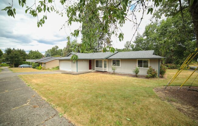 Three Bedroom Ranch in Can't Beat West Linn Location
