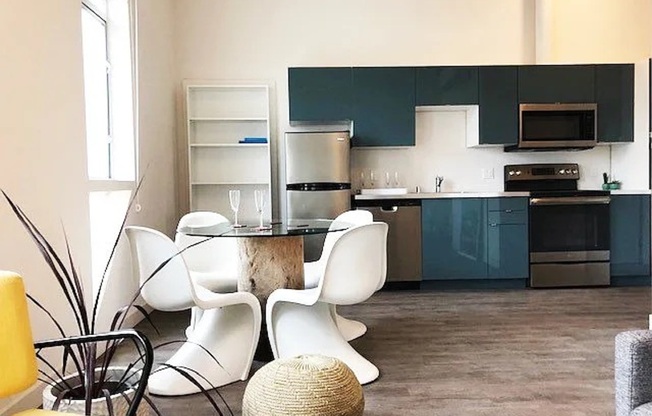 4405 West Point Loma Boulevard