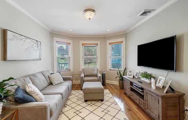 80 WESTMORELAND ST