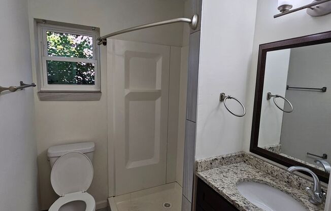 Studio, 1 bath, 550 sqft, $1,245, Unit D-5