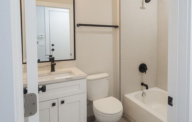 1 bed, 1 bath, 500 sqft, $2,295, Unit 2020-2B