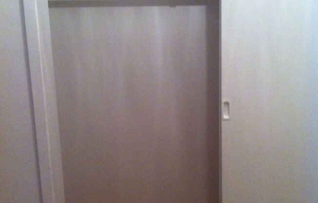 Studio, 1 bath, 450 sqft, $710, Unit *505