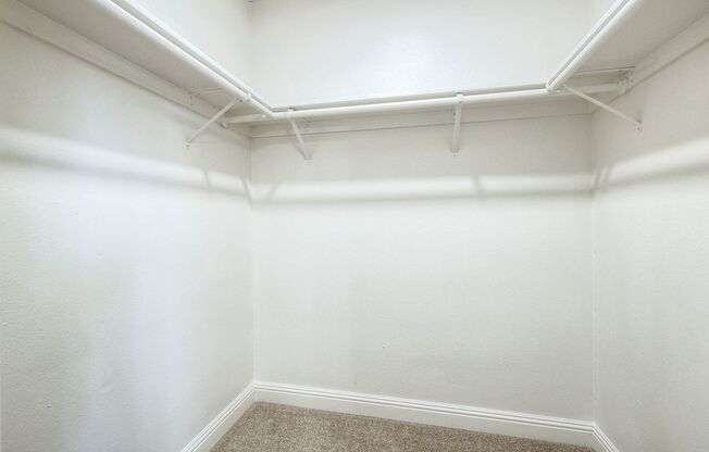 3 beds, 1.5 baths, 1,250 sqft, $2,995