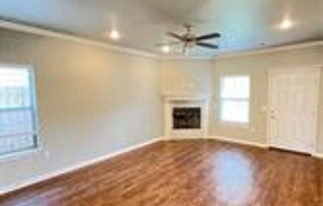 Nice Home in W Fayetteville