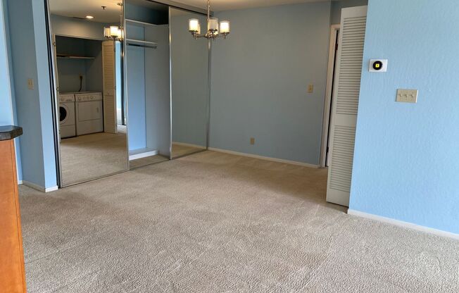 EPIC REA: Condo w/Parking & Community Pool close to BART & schools