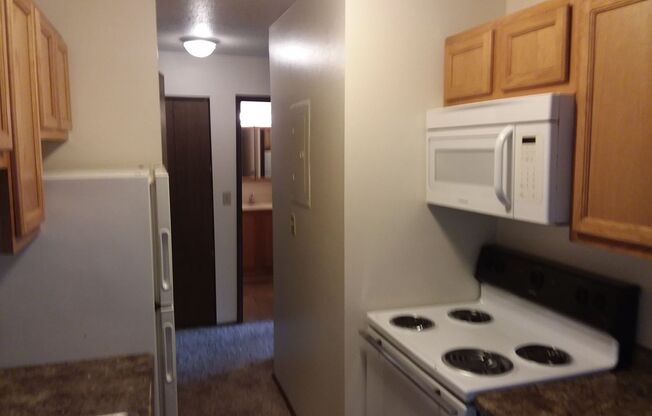 Park 36 Estates (817 &amp; 821)