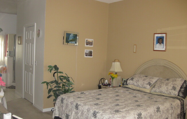 3 beds, 2 baths, $1,925