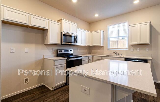 13722 NE 67 WAY