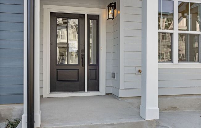 **OFFERING RENT DISCOUNT PROMOTION FOR FIRST 6 MONTHS** New Construction 4BD, 3.5BA Raleigh Townhome in a Great Location