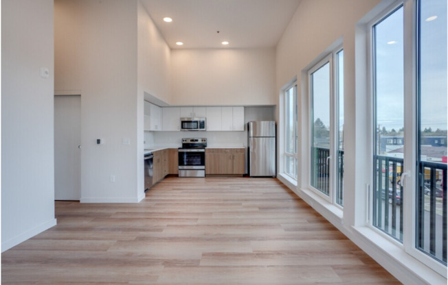1 bed, 1 bath, 663 sqft, $1,600, Unit 219