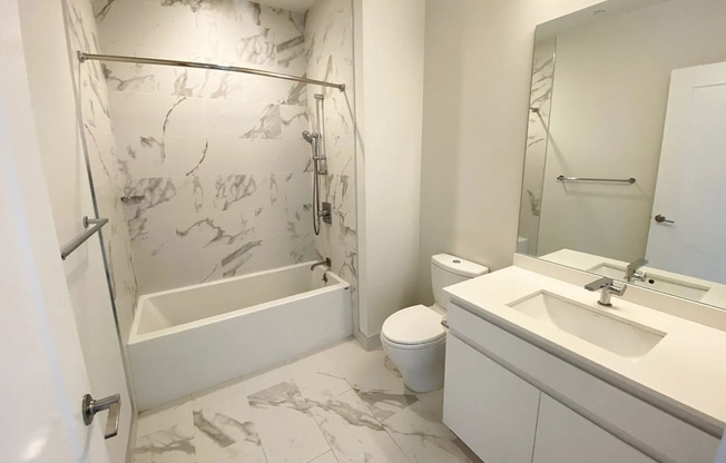 2 beds, 1 bath, 745 sqft, $4,350, Unit 501