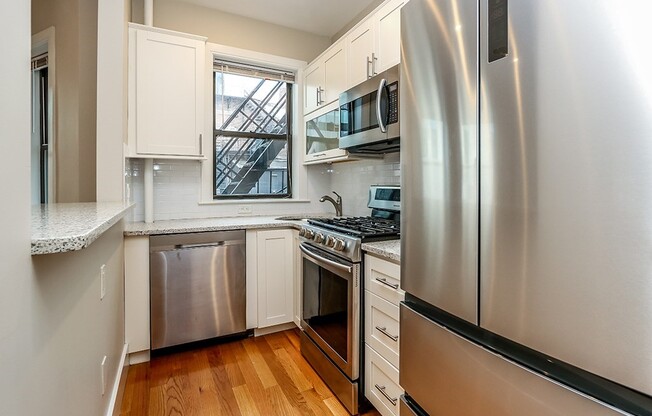 1 bed, 1 bath, 579 sqft, $3,000, Unit 4
