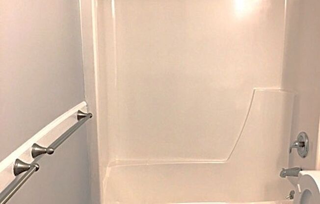 2 beds, 1.5 baths, 1,050 sqft, $1,425, Unit 505-A SH