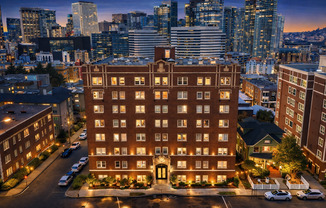 Charbern Apartments - Where Comfort Meets Classic Charm