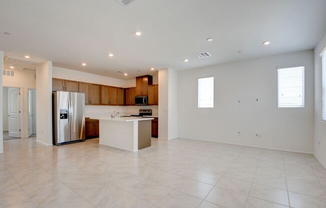 Bright, super energy-efficient 3-bed, 2-bath townhouse