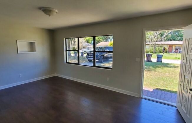 2 beds, 1 bath, $1,495