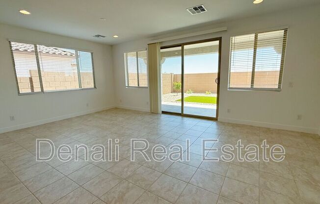 14807 W SOFT WIND CIR