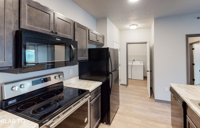 1 bed, 1 bath, 711 sqft, $990, Unit 2905-318