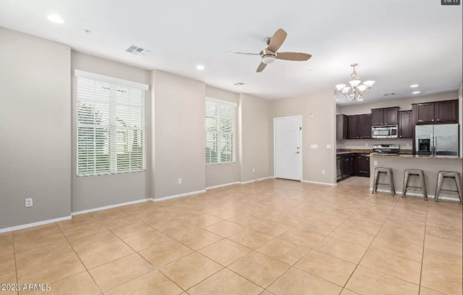 4762 E PORTOLA VLY DR