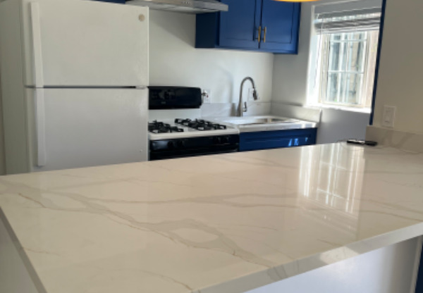 1072 Laguna Ave 10