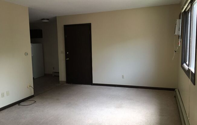 1 bed, 1 bath, 600 sqft, $680, Unit I7