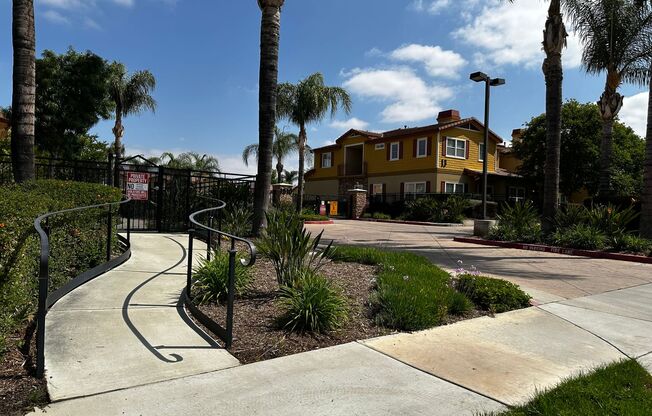 Redlands Townhome For Rent!