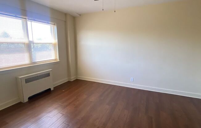 1 bed, 1 bath, 623 sqft, $1,000, Unit C63