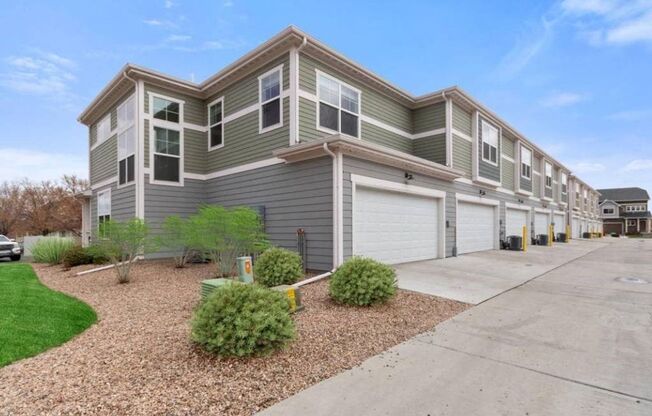 Modern Living at 9474–9518 E 109th Drive – Henderson, CO Apartments for Rent