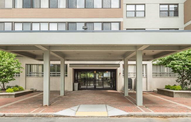 2 beds, 2 baths, 1,205 sqft, $4,100, Unit 9D