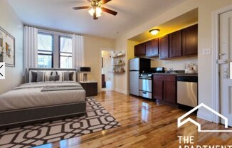 818 W Diversey Pkwy