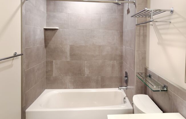 1 bed, 1 bath, $5,000, Unit 504