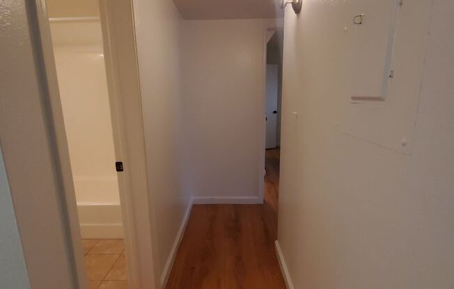 2 beds, 2 baths, $1,350