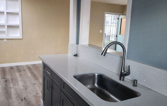 2 beds, 1 bath, $3,550, Unit 1668