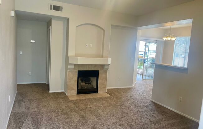 3 beds, 2 baths, $1,695, Unit # 1008
