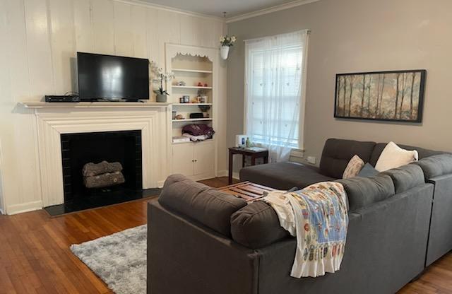 335 E ROSEWOOD AVE