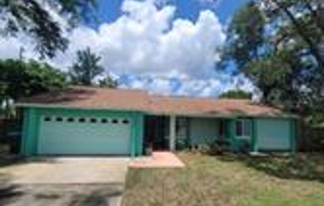 4 Bedroom / 2 Bath Home Available Now in Longwood!