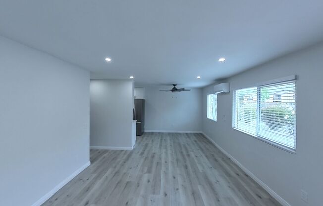 BS - 12705 Laurel Street