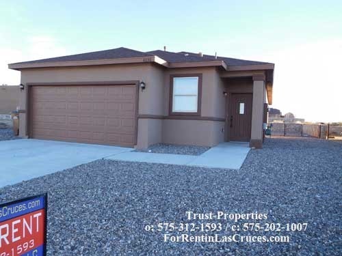 3 beds, 2 baths, $1,495