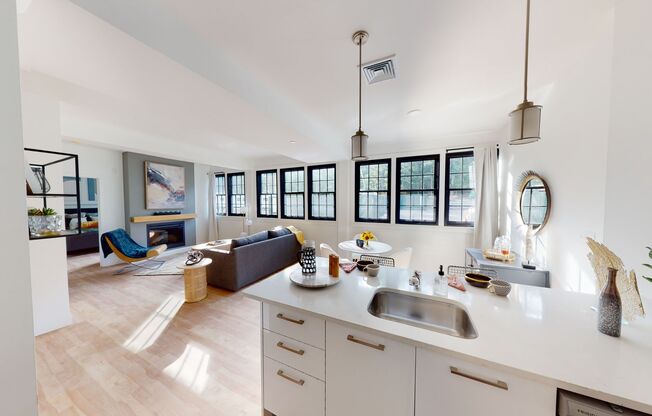 1 bed, 1 bath, 742 sqft, $2,650, Unit 44-103