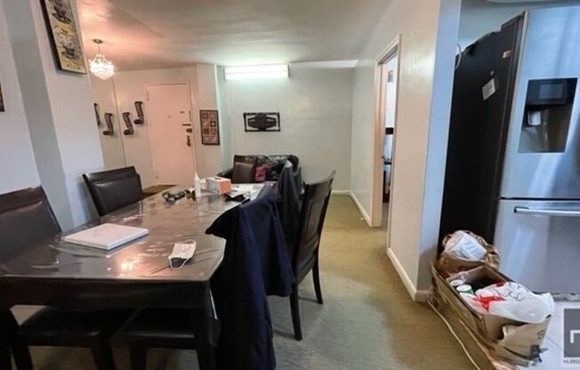 390 RUGBY RD