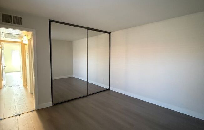 2 beds, 2 baths, $2,250, Unit #2098
