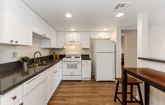 Villas at Desert Pointe Apartments