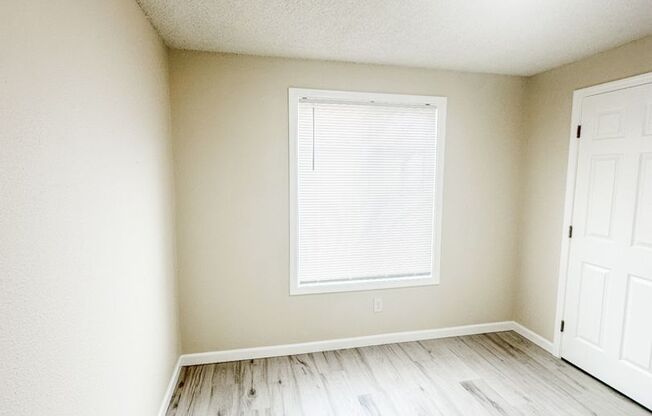 2 beds, 1 bath, 788 sqft, $1,300, Unit 1899F