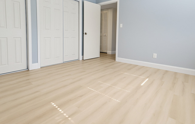 2 beds, 1 bath, 800 sqft, $2,050, Unit 02